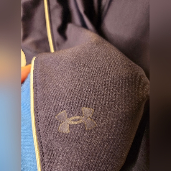 G73. Under Armour HeatGear Navy/Carolina Blue/ White Compression Pants - Size XL - Picture 2 of 10